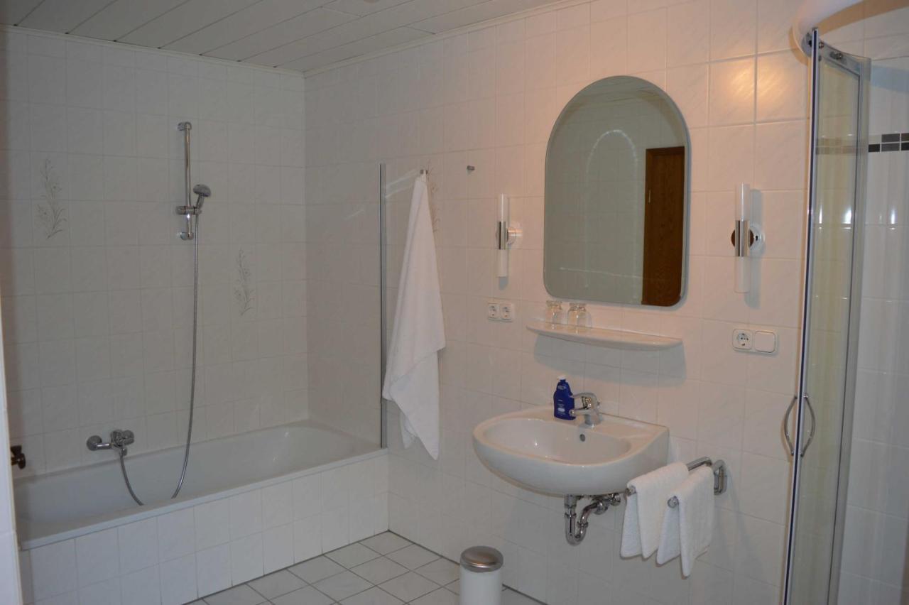 Rhauderfehn Ferienwohnung Schmidt, 95131 מראה חיצוני תמונה